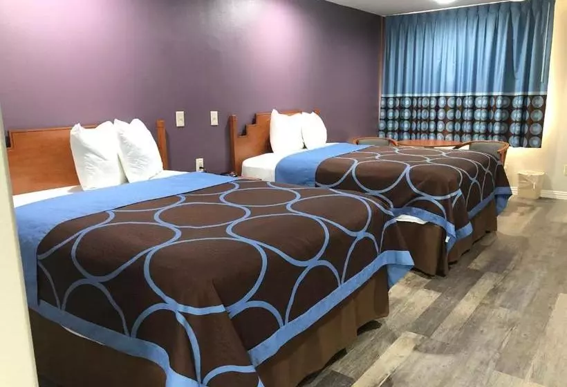 モーテル Diboll Inn And Suites