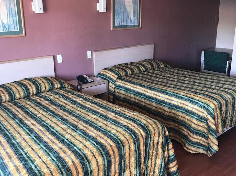 モーテル Economy Inn