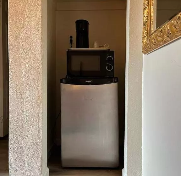 モーテル Economy Inn Paso Robles