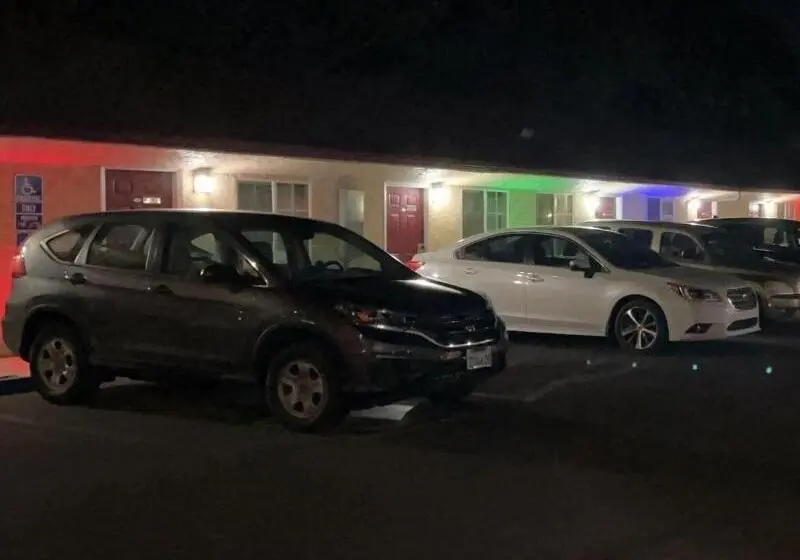 モーテル Economy Inn Paso Robles