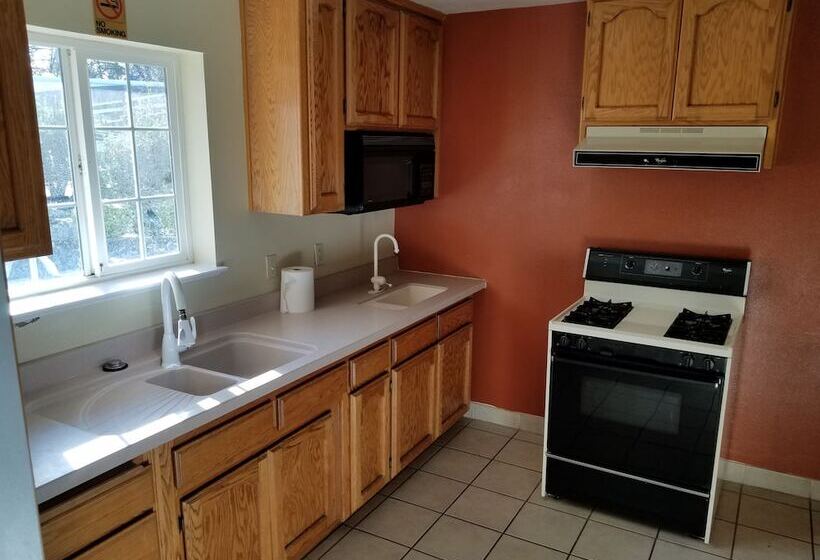 汽车旅馆  Gridley Inn & Rv Park