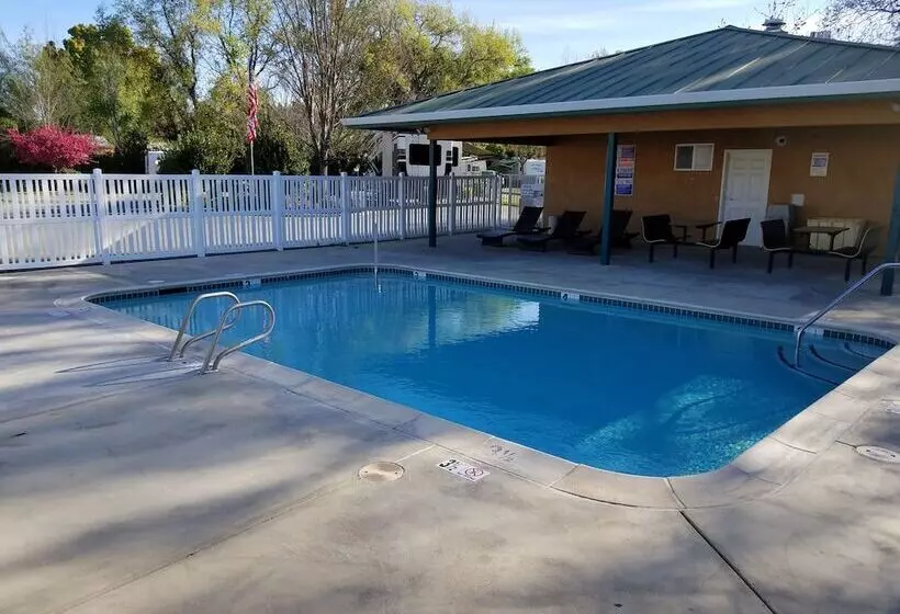 モーテル Gridley Inn & Rv Park