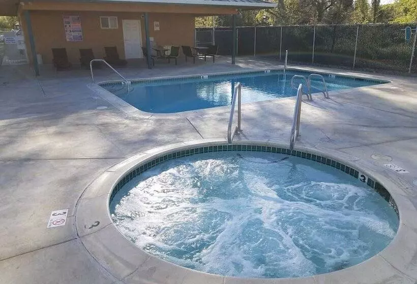 モーテル Gridley Inn & Rv Park