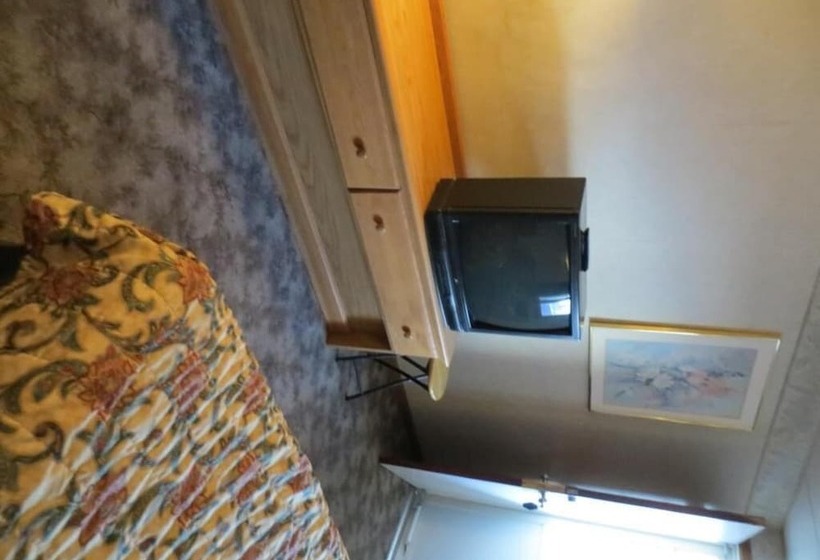 فندق على الطريق Mid Town Western Inn