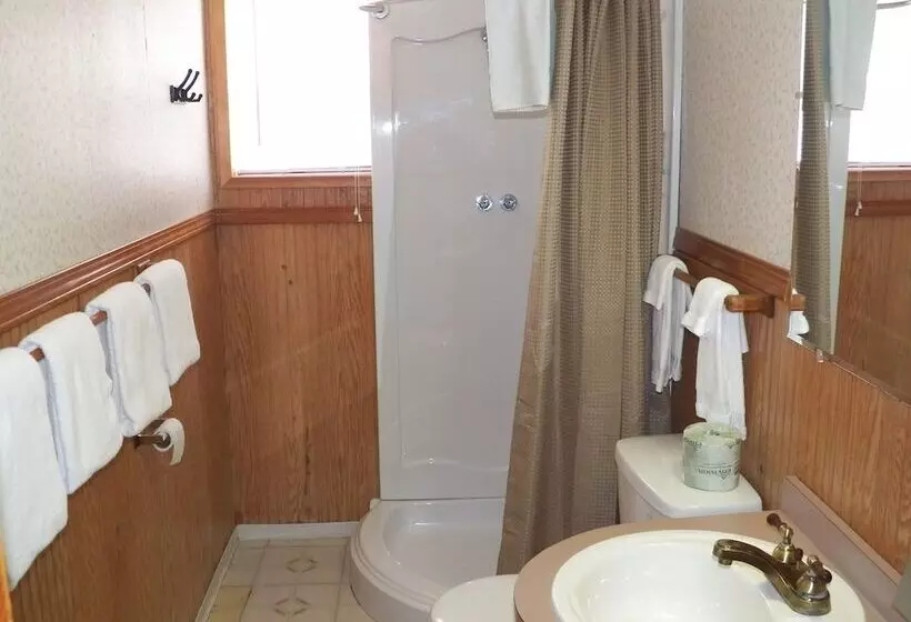 モーテル Ocean Avenue Inn