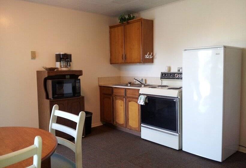 فندق على الطريق Ocean Avenue Inn