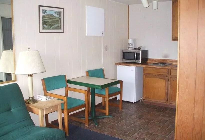 モーテル Ocean Avenue Inn