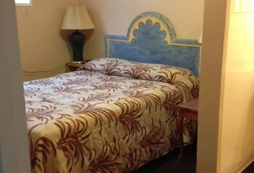 モーテル Ocean Avenue Inn