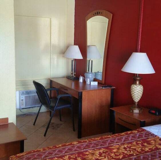 فندق على الطريق Palms Inn