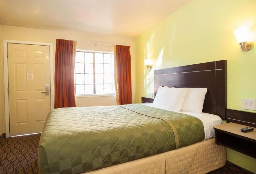 فندق على الطريق Piedmont Place