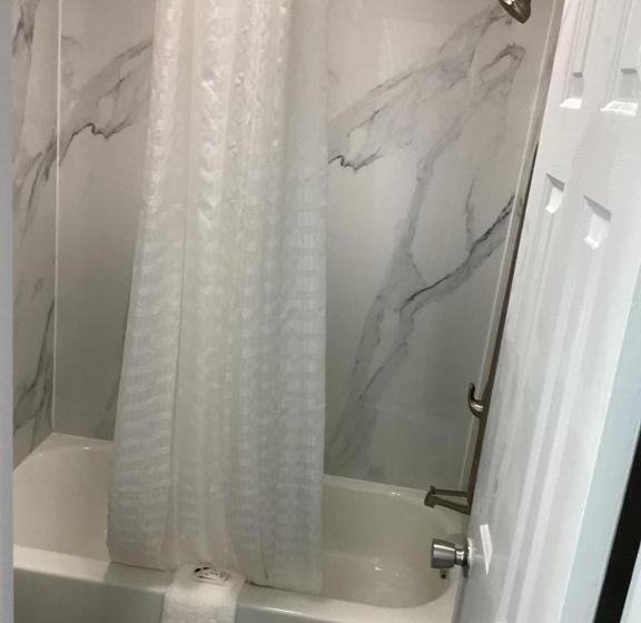 فندق على الطريق Pleasanton Executive Inn