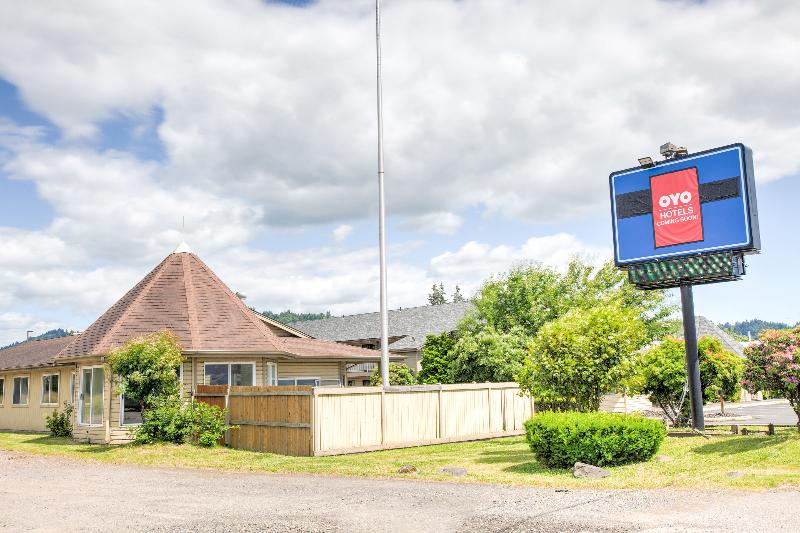 汽车旅馆  OYO Woodland Hotel and Suites