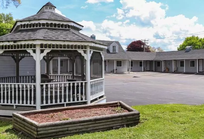 モーテル Seneca Clipper Inn
