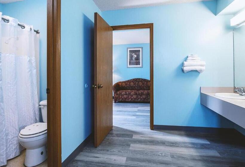 מוטל Sky Palace Inn & Suites Wellington