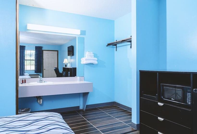 מוטל Sky Palace Inn & Suites Wellington