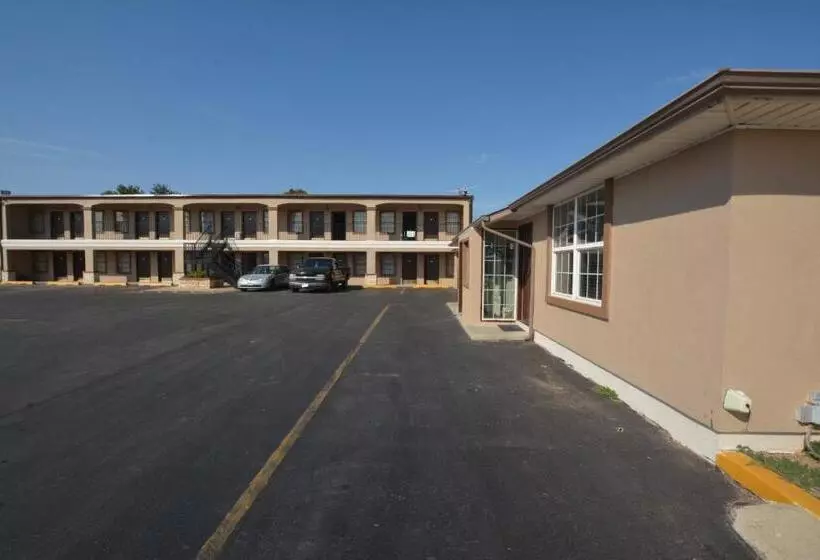 Newcastle Motel