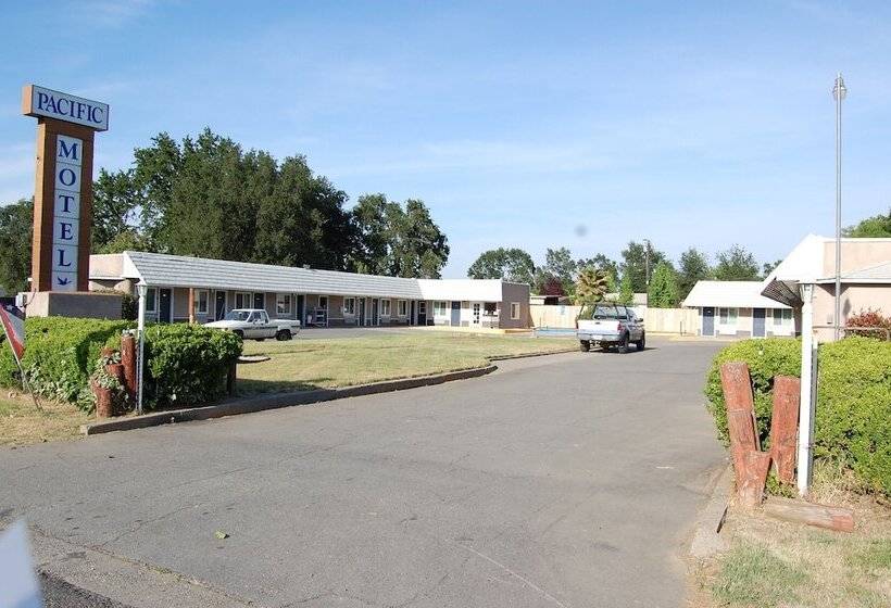 Pacific Motel