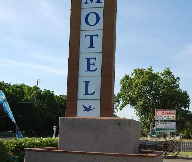 Pacific Motel