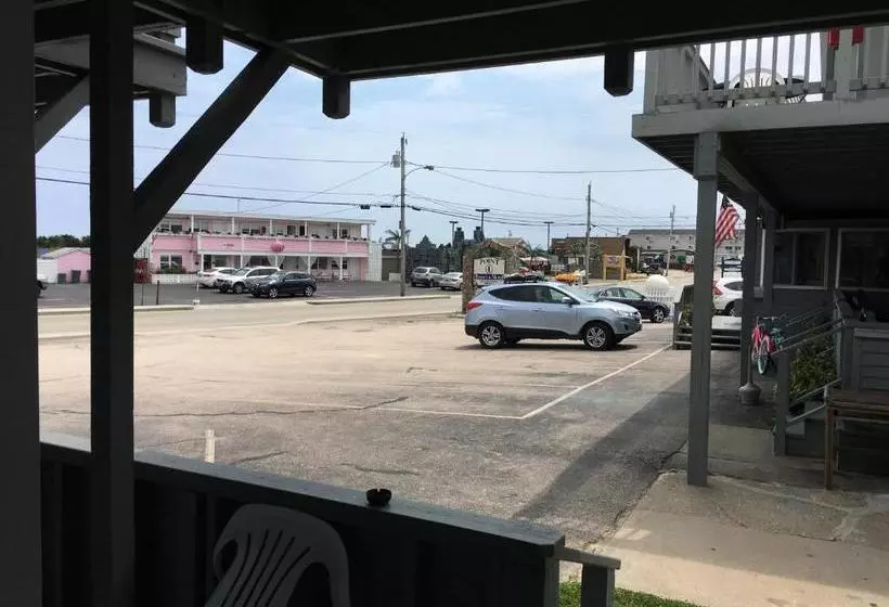 Point 1 Resort & Motel