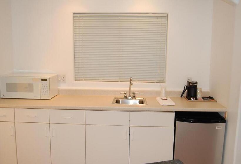 Point 1 Resort & Motel