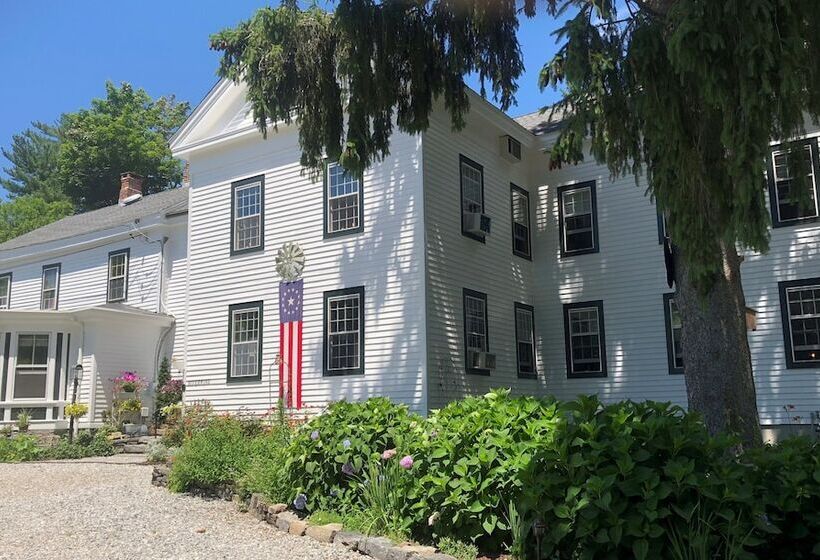 Riverwind Inn Bed And Breakfast