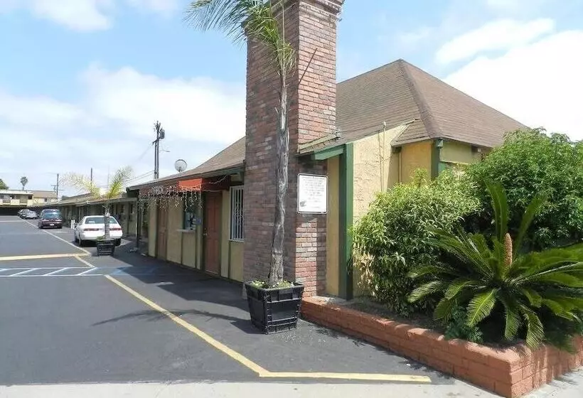 Starlite Motel