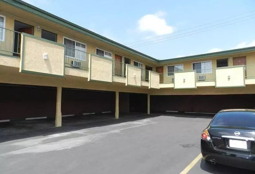 Starlite Motel