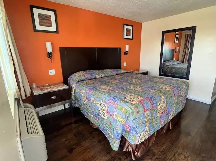 Walden Motel
