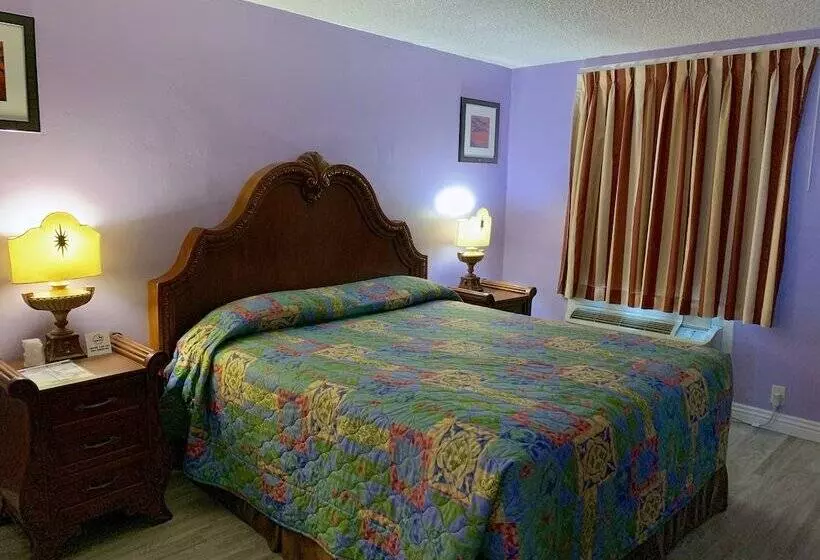 Walden Motel