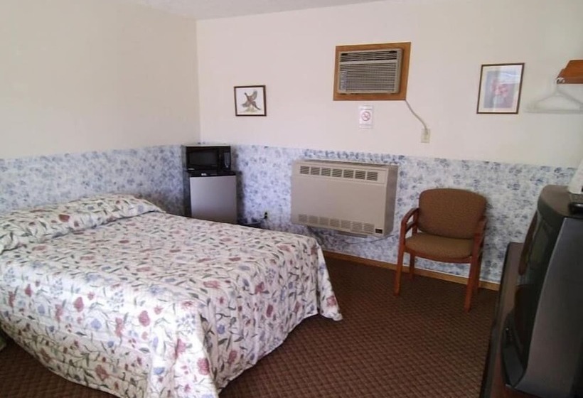 Мотель Hillsboro Inn & Suites