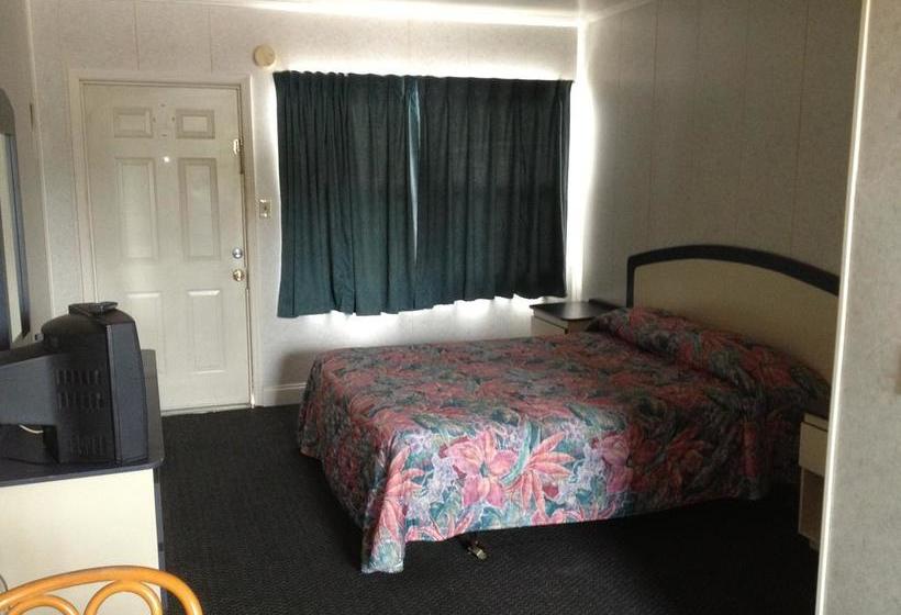 Helen Apartments & Motel