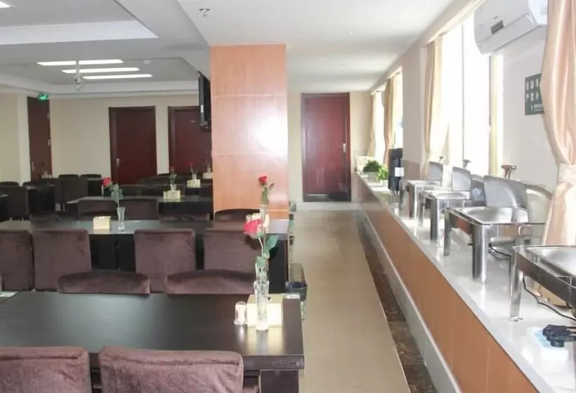 Hotelli Greentree Inn Hefei East Wangjiang Road Ctce Express