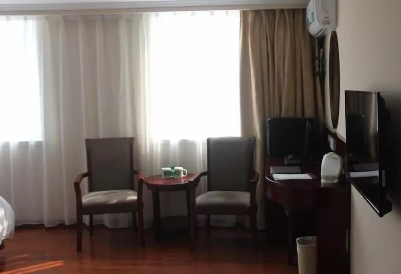 Hotelli Greentree Inn Hefei East Wangjiang Road Ctce Express