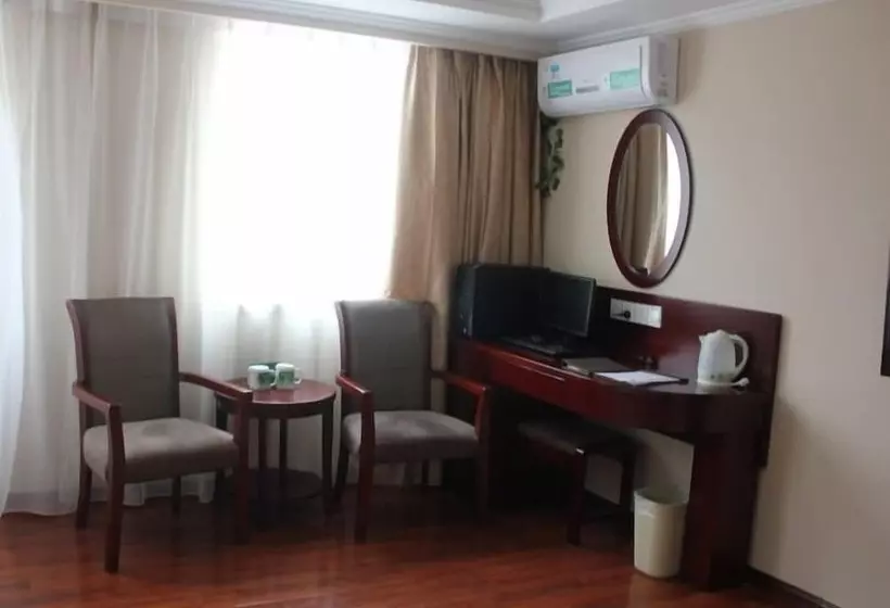 Hotelli Greentree Inn Hefei East Wangjiang Road Ctce Express
