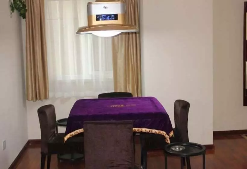 Hotelli Greentree Inn Hefei East Wangjiang Road Ctce Express