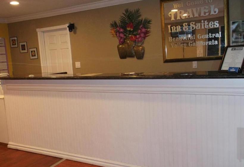 호텔 Travel Inn And Suites