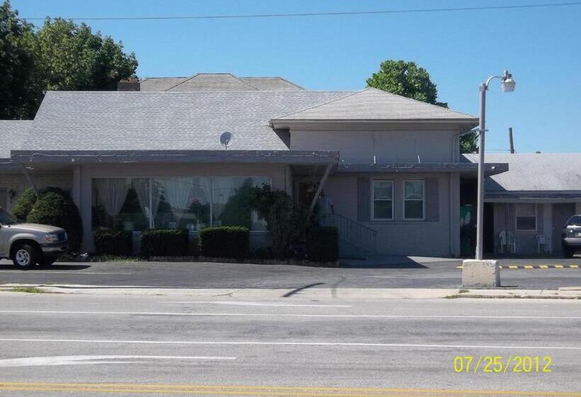 モーテル Clearview Motor Inn