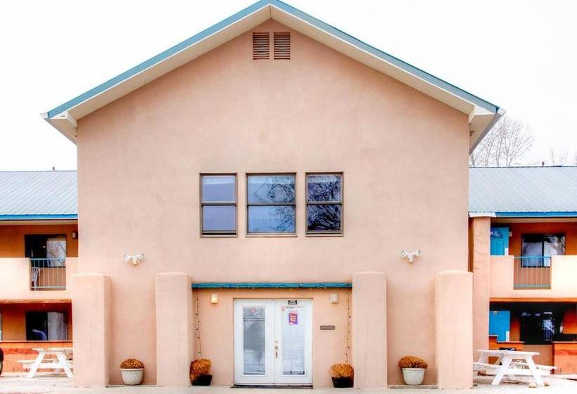 汽车旅馆 El Meson Lodge