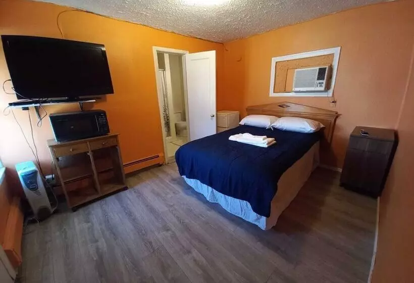 Pillow Talk Motel