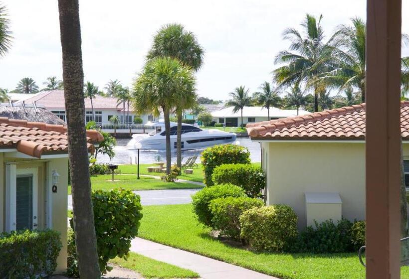 منتجع Royal Flamingo Villas