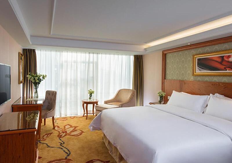 Vienna Hotel Mix City