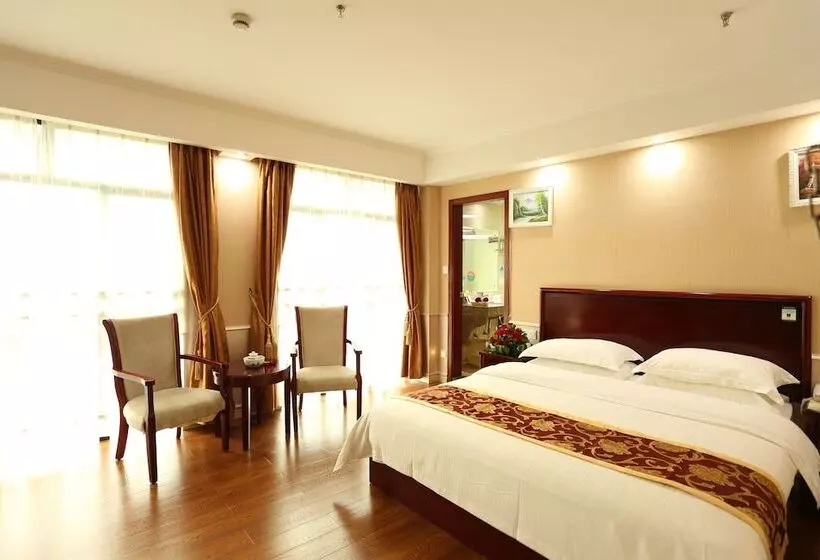 ホテル Greentree Inn Jieyang Municipal Government Express