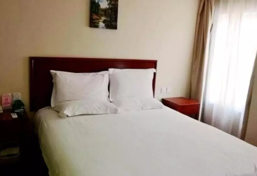 Hotelli Greentree Inn Langfang Guangyang District Guangyang Road City Government Express