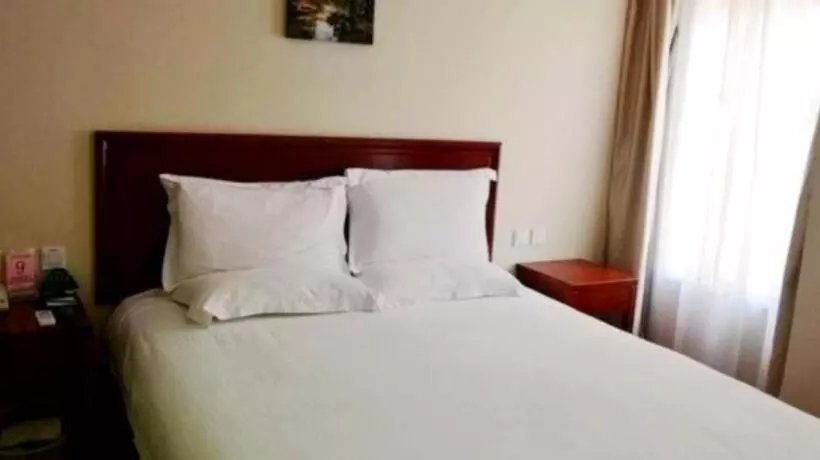 Hotelli Greentree Inn Langfang Guangyang District Guangyang Road City Government Express