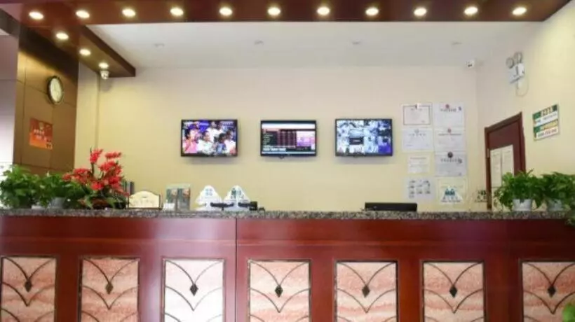 Hotelli Greentree Inn Langfang Guangyang District Guangyang Road City Government Express