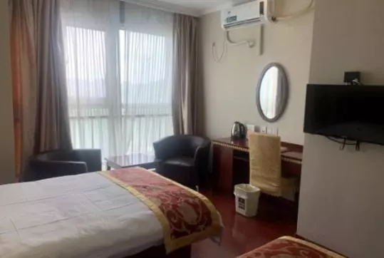Hotelli Greentree Inn Shanghai Jiading District Jiangqiao Jinyun Road Metro Station Express