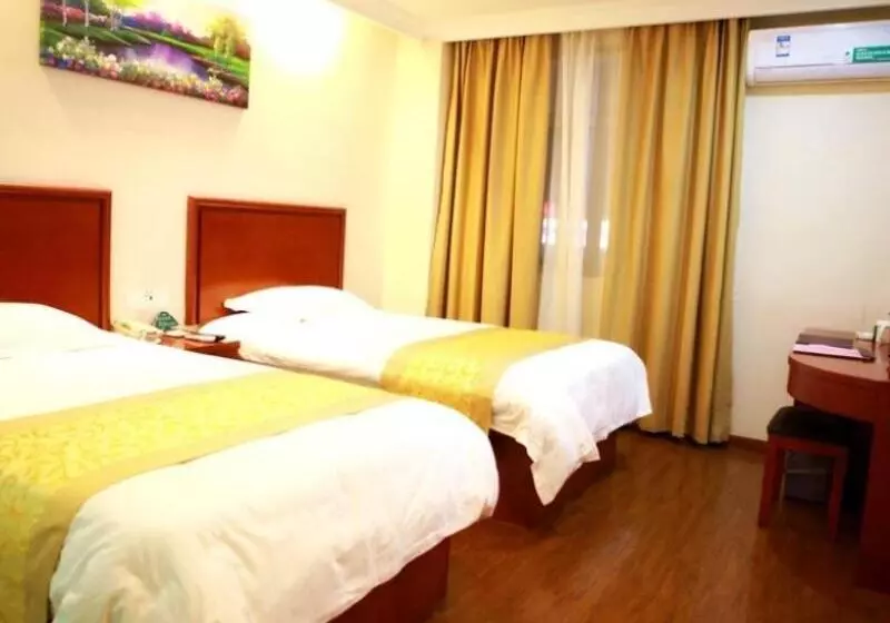 Hotelli Greentree Inn Shanghai Jiading District Jiangqiao Jinyun Road Metro Station Express