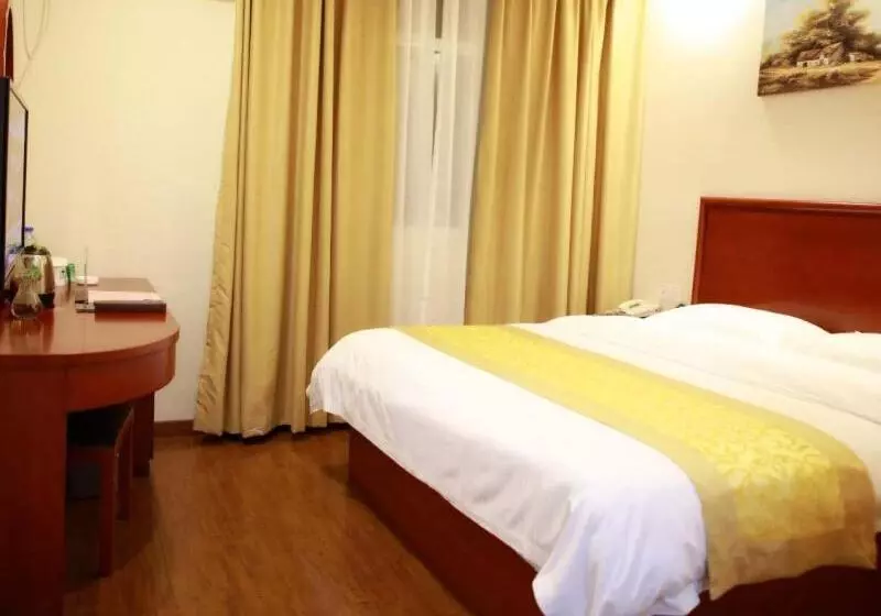 Hotelli Greentree Inn Shanghai Jiading District Jiangqiao Jinyun Road Metro Station Express
