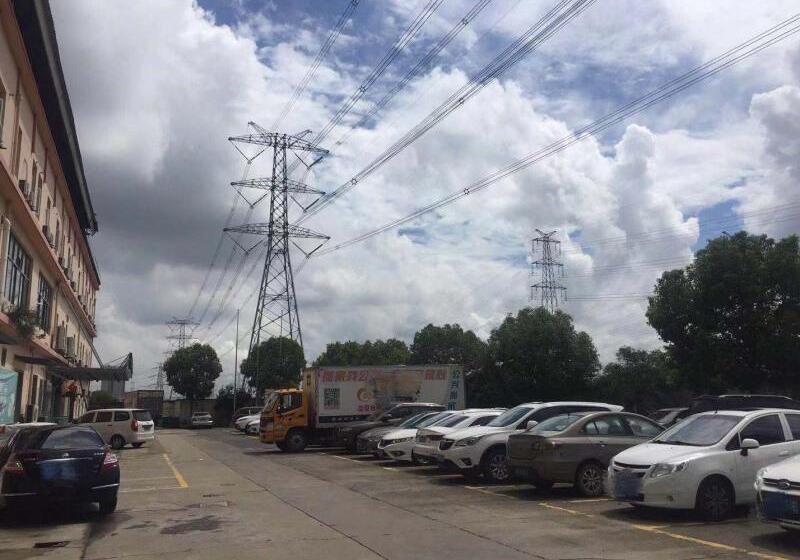 فندق Greentree Inn Shanghai Songjiang District Sijing Town Sijing Metro Station Express