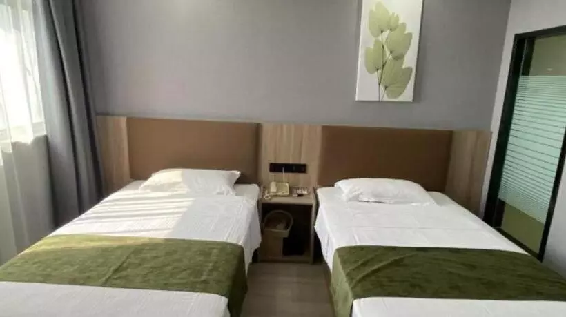 Hotelli Greentree Inn Wuhu Fangte Second Phase Nanxiang Wanshang Express